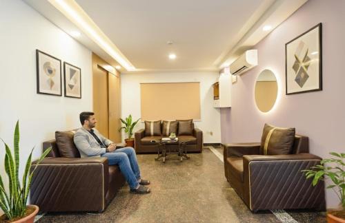 Banjara Hills Hotel | Fabhotel Cinco Primera Nr LV Prasad, Banjara Hills