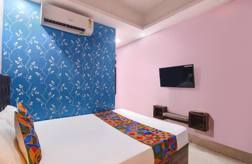 Kolkata House | FabHotel Deep