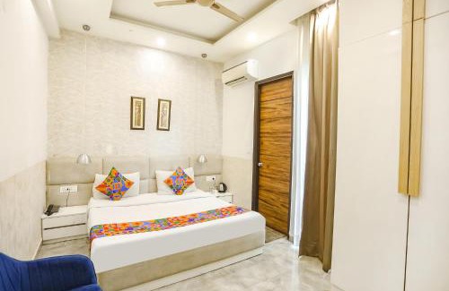 Noida Hotel | FabHotel F9 Sector 19