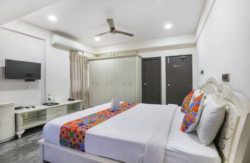 Pulikeshi Nagar Hotel | Fabhotel Frazer Suites