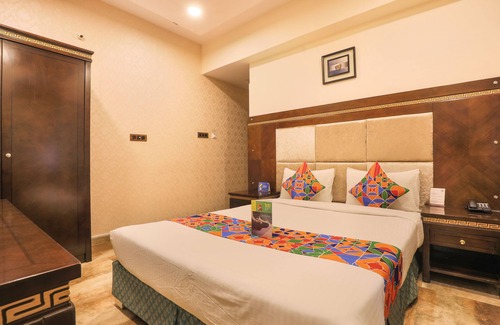 Pulikeshi Nagar Hotel | Fabhotel Frazer Suites