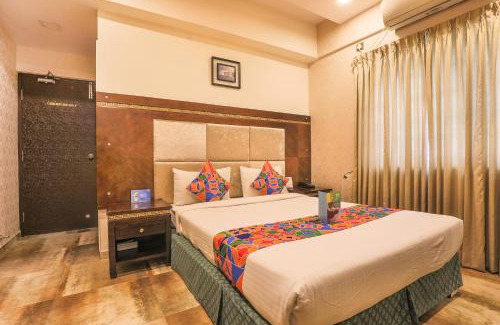 Pulikeshi Nagar Hotel | FabHotel Frazer Suites - Nr Bangalore Cantt Railway Station