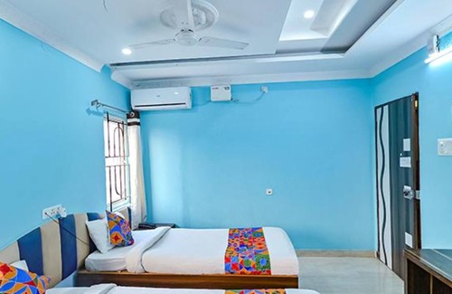 Hatigaon Hotel | Fabhotel Gns Suites