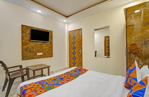 Indirapuram Hotel | FabHotel Golden Rivaah