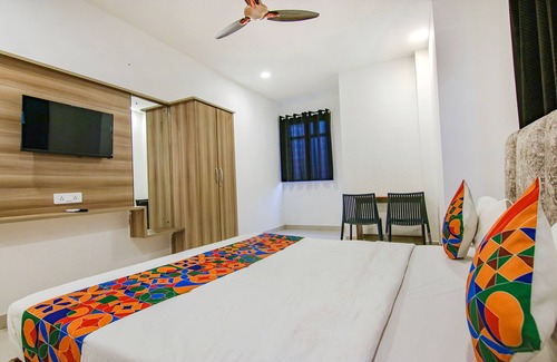 Badarpur Hotel | Fabhotel Grand City