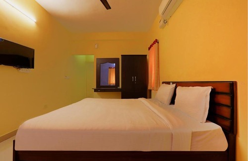 T Nagar Hotel | FabHotel Green Tree Residency