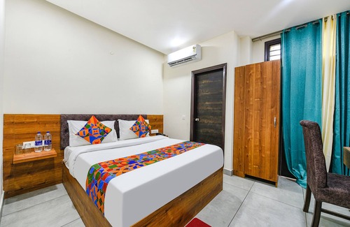 Mohali Hotel | FabHotel HC Dream Majestic