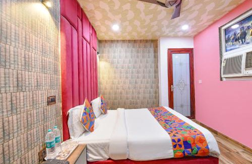 Delhi Hotel | FabHotel Jeet Stays - Near Dilshad Garden Metro Station