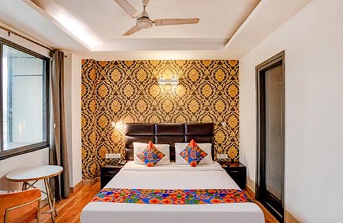 Sahibabad Hotel | Fabhotel Kaushambi