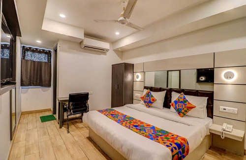 Kirti Nagar Hotel | FabHotel Kirti Nagar New Delhi