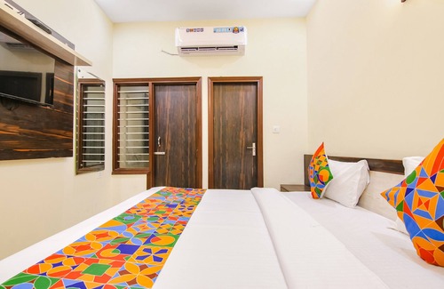 Mohali Hotel | Fabhotel Moon Trip