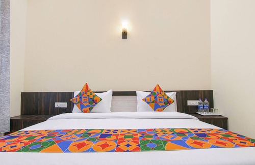 Mohali Hotel | Fabhotel Moon Trip