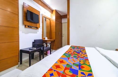 Patna Hotel | FabHotel Nand