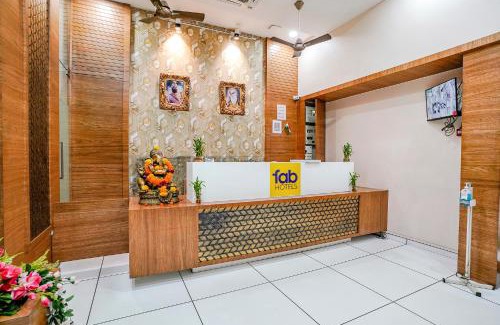 Chembur East Hotel | FabHotel Neelkamal - Chembur