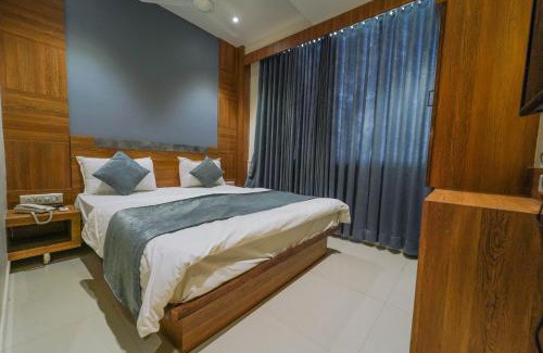 Ahmedabad Hotel | FabHotel New Empire