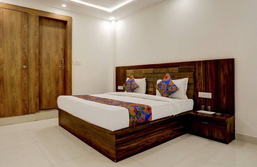 Bhopal Hotel | FabHotel Oriental