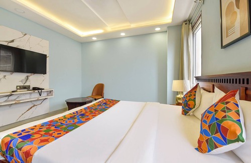 Raja Park Hotel | Fabhotel Pink Palace Raja Park