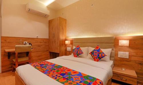 Gomti Nagar Hotel | FabHotel Pratham Inn