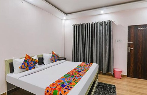 Phulpur Hotel | Fabhotel Prayag Deep