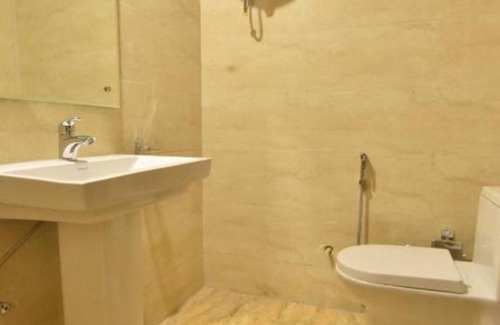 Paltan Bazaar Hotel | Fabhotel Prime Doon'S Pride