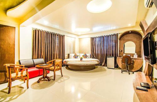 Hinjawadi Hotel | FabHotel Prime Sanket Inn, Phoenix Mall