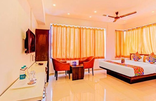 Mahalunge Ingale Hotel | Fabhotel Renuka Executive