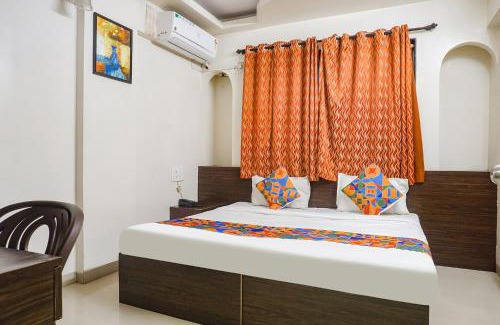 Hadapsar Hotel | FabHotel Royal Samrat - Ram Manohar Lohiya