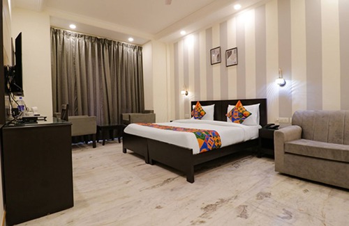 DLF City Hotel | Fabhotel Rr Residency