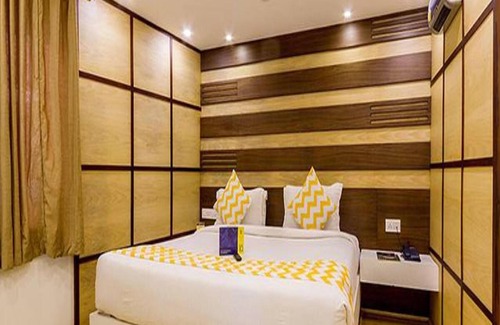 Ooty Hotel | Fabhotel Sholas Residency I
