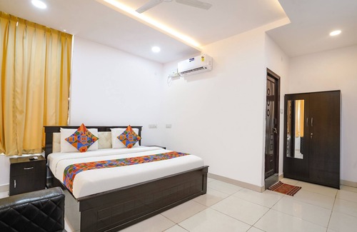 Hyderabad Hotel | Fabhotel Skycity