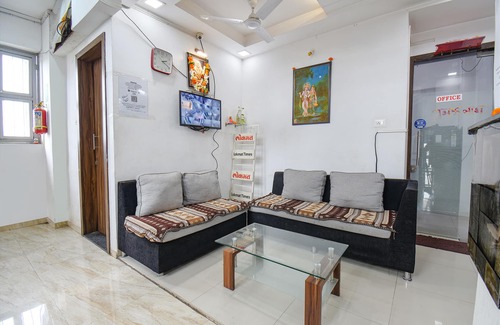 Nashik Road Hotel | Fabhotel The Address