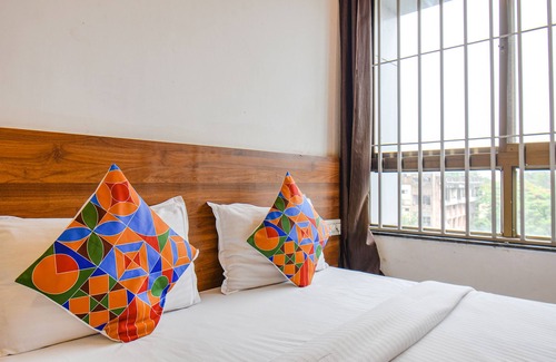 Nashik Road Hotel | Fabhotel The Address