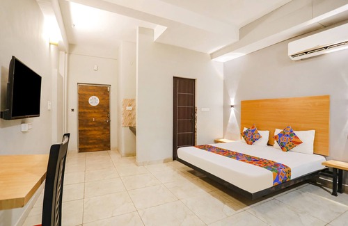Kalkaji Hotel | Fabhotel The Bell
