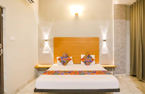 Kalkaji Hotel | Fabhotel The Bell