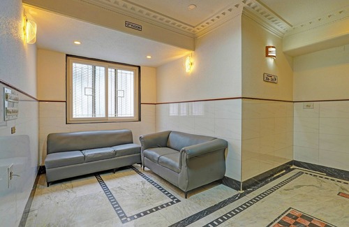 Sadduguntepalya Hotel | Fabhotel The Black Diamond
