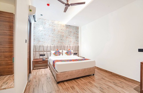 Kalyanpur Hotel | Fabhotel The Comfort Inn