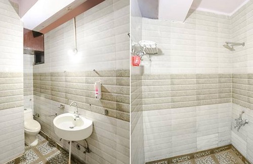 Lajpat Nagar Hotel | Fabhotel The Lazeez