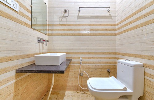 Mansarovar Hotel | Fabhotel The Lotus