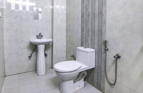 Shivalik Nagar Hotel | Fabhotel The Orient