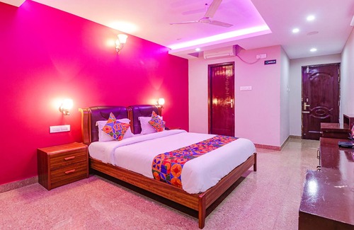 Pulikeshi Nagar Hotel | Fabhotel The Turning Point