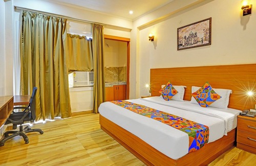 Greater Noida Hotel | Fabhotel The Viraaj