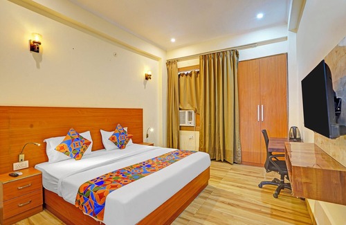 Greater Noida Hotel | Fabhotel The Viraaj