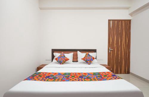 Noida Hotel | FabHotel Urban Villa