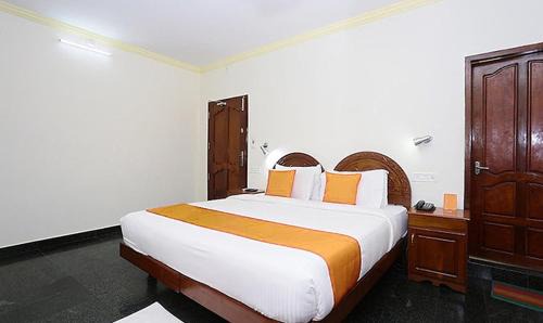 Kovalam Hotel | FabHotel Wateredge Beach Resort