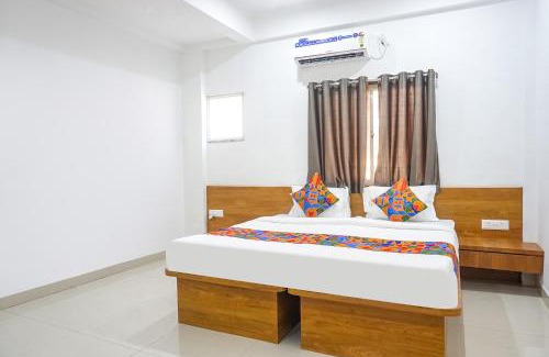 Kharadi Hotel | FabHotel White House Inn - EON IT Park