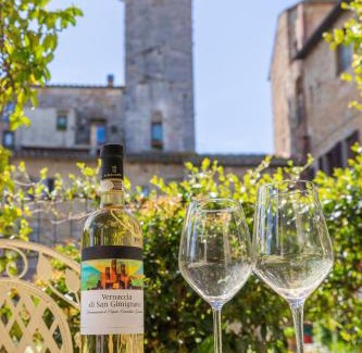 San Gimignano City Centre Apartment | Fabio Apartments San Gimignano