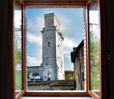 San Gimignano City Centre Apartment | Fabio Apartments San Gimignano