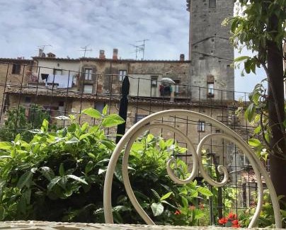 San Gimignano City Centre Apartment | Fabio Apartments San Gimignano