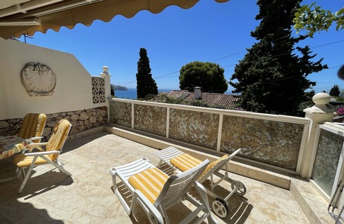 Almunecar Ski Chalet | Fabulous 2 bedroom chalet with stunning views and