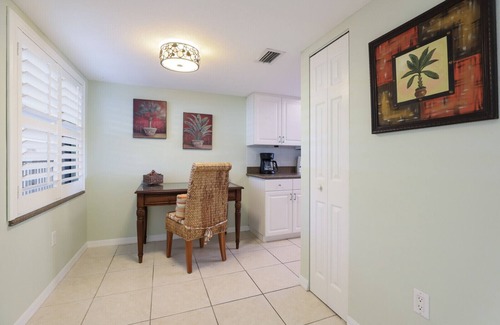 Bradenton Apartment | Fabulous 2 bedroom/2 bathroom Condo on the Manatee River